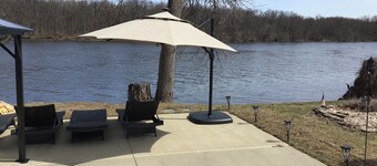 Hudson River Cottage Close to Saratoga Springs