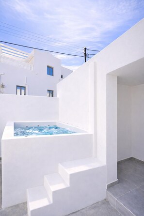Apartment - Iliana s Getaway - Private Villa With Jacuzzi (Santorini)