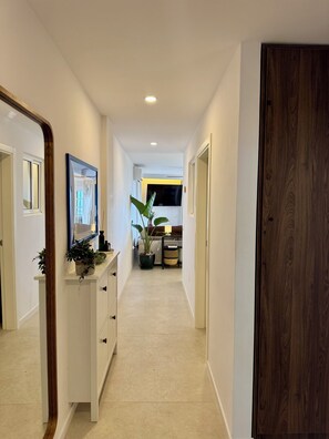 Interior - Elegant, sun soaked, two bedroom apartment with pool in the heart of Adeje (Adeje)