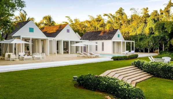 Terrace/patio - Vrbo Property (Carretera Romana-Higuey)