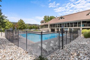 Pool - The Fairway To Heaven | Twin Lakes Village Golf Club w/Pool and Beach Access (Rathdrum)