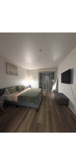 Oklassificerad bild, 3 av 12, knapp