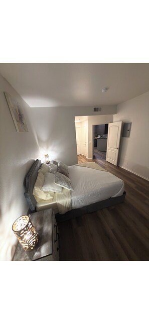 Oklassificerad bild, 2 av 12, knapp