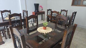 Dining - We are the best choice for a quiet and comfortable stay in Antigua Guatemala (Antigua Guatemala)