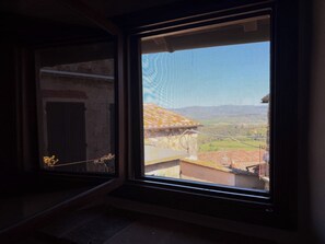Interior - Campanile n1: Montemerano 5km from Terme di Saturnia with 2 bedrooms 2 bathrooms (Montemerano)