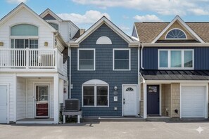 Exterior - Designer Bay View House Private Pier and Boat Slip (Ocean City)
