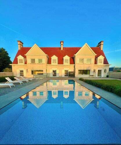 Luxury Villa • Pool & Spa