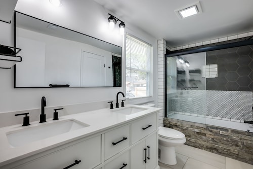 Delano Dreamscape Single Family Home - 2 Bed - 2 Full Bath