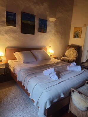 2 Schlafzimmer, Bügeleisen/Bügelbrett, Bettwäsche