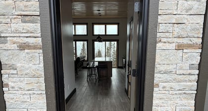 2-bedroom house on the heart of the North Shore of Lake Superior in Beaver Bay