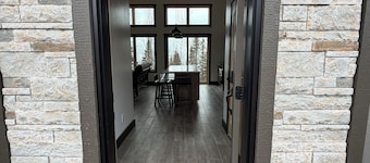 2-bedroom house on the heart of the North Shore of Lake Superior in Beaver Bay