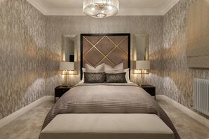 Presidential Apartment, 3 Bedrooms - Luxury Georgian City Retreat 5-Star Location (Edinburgh)