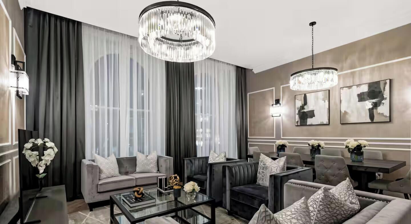 เพรสซิเดนเชียลอพาร์ทเมนท์, 3 ห้องนอน | ห้องนั่งเล่น