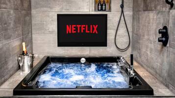 Romantic Apartment, Patio, Courtyard View | Pool