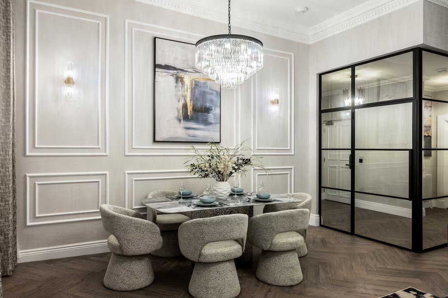 Luxury Apartment, City View | In-room dining