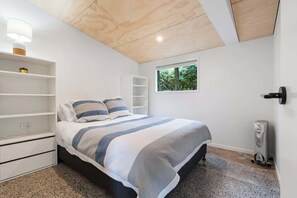 5 Schlafzimmer, Bügeleisen/Bügelbrett, WLAN, Bettwäsche