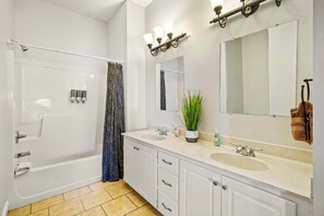 Shower, hair dryer, towels - 2 Side-by-Side Homes | 8BR, 2 Private Pools, Sleeps 28, Walk to Beach (Panama City)