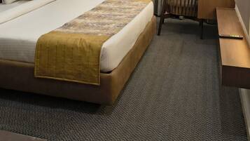 Deluxe Double Room, City View