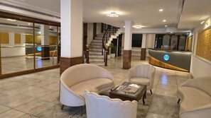 Lobby - Hotel Windsmur (Parwanoo)