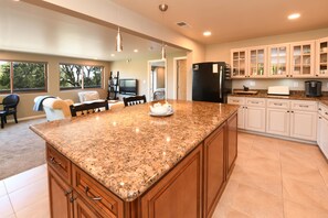 Nicht klassifiziertes Bild, 3 von 18, Schaltfläche