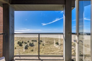 Interior - Promenade 501 -Beauty on the Ocean Private Balcony (Seaside)