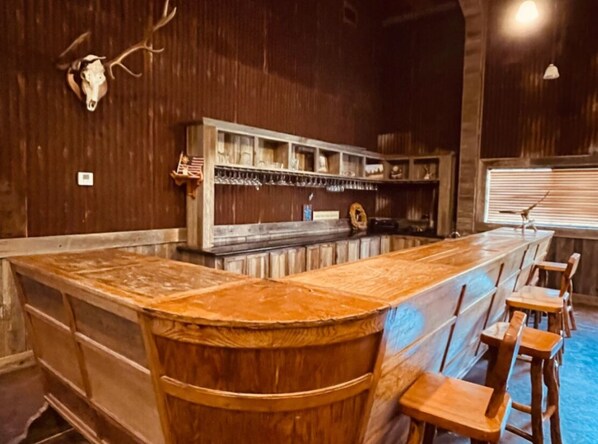 Bar (en la propiedad)