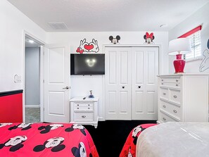5 Schlafzimmer, Bügeleisen/Bügelbrett, Internetzugang, Bettwäsche