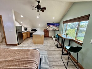 Room - Wasatch Studio Escape-Near SLC (Salt Lake City)