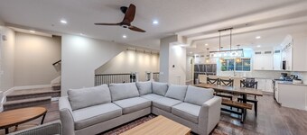 Luxury Townhome | Pet-Friendly | Game Room | Waffl