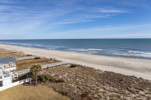Beach - Experience oceanfront bliss in this charming 1-bedroom condo at Carolina Beach. (Carolina Beach)