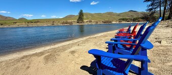 Riverfront Lodge in White Bird, ID – 1BR w/ Panoramic Views & Breakfast Unit 4