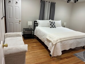 3 bedrooms, desk, iron/ironing board, free WiFi - Wild Pine Escape.

Home with a pool, jacuzzi and access to a private beach. (Albrightsville)
