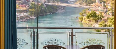 Shared Dormitory, Balcony, River View | In-room safe, laptop workspace, blackout curtains, free WiFi