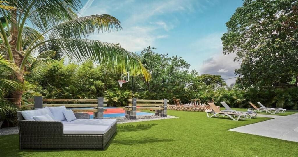 Comfort Villa | Property grounds