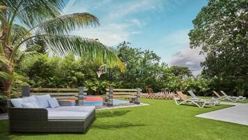 Comfort Villa | Property grounds