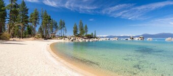 Wooded Cabin Perfect for South Lake Tahoe Day Trips