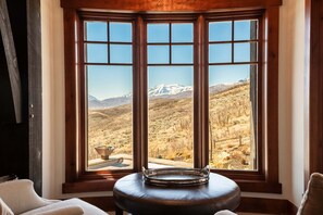 Interior - Spacious 4BR home in Midway River Meadows (LT), perfect for adventures in Park City. (Midway)