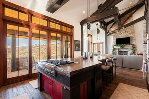 Interior - Spacious 4BR home in Midway River Meadows (LT), perfect for adventures in Park City. (Midway)