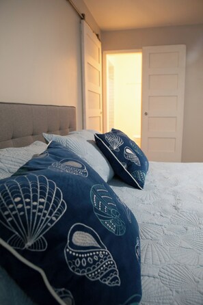 4 chambres, fer et planche à repasser, Wi-Fi, draps fournis