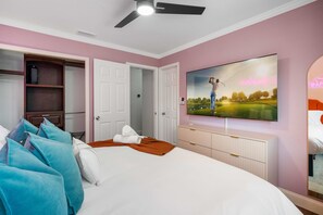 Room - 7BR Beach Dream House - Pickleball, Theater, Pool! (Seminole)