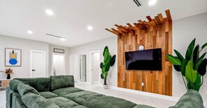 Comfort Villa | Televisyen