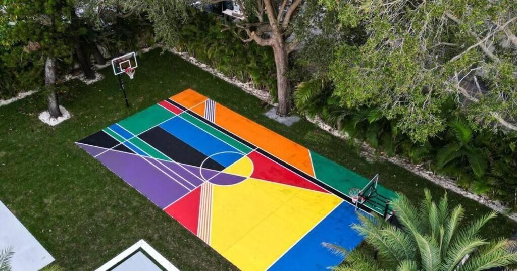 Comfort Villa | Sport court