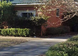 Unclassified image, 3 of 5, button - Place to stay in Enterprise (Enterprise)