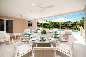 Outdoor dining - West Coast Villa | Walk to Beach | Private Pool - Haynes House (Mount Standfast)