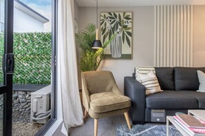TV - From Stadium to Spa in Minutes - Best Location (Christchurch)