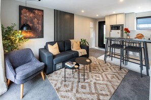 TV - Stadium Base + Sunny Courtyard Living (Christchurch)
