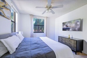 Unclassified image, 5 of 21, button - Entire rental unit. Comfortable Condo for Rent in West Palm Beach (West Palm Beach)