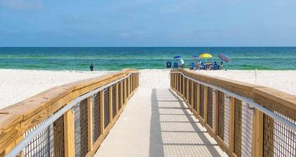 Perdido Bayside Retreat Near Beach! Pool, Dock, Pickleball