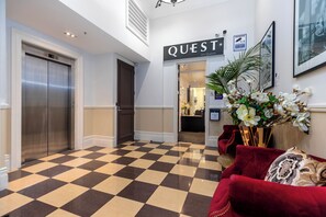 Oklassificerad bild, 3 av 10, knapp