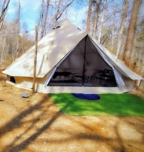 Unclassified image, 4 of 13, button - Twilight Timberline Escape Glamping Tent: Quiet, clean & 14 miles from GSMNP! (Cosby)